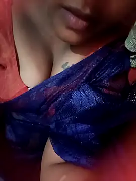 Tamil Hot HoneyBee online show from May 25, 2026, 3:56 am