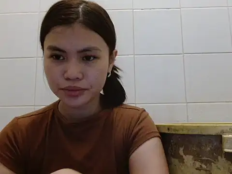 3mariaspinay69 online show from April 28, 2026, 4:06 am