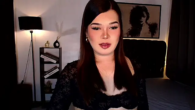 Empress Candice online show from April 28, 2026, 1:05 pm