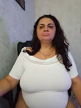 Snapshot of -CUTE-EVVIL- chatting on July 23, 2026, 6:06 pm -CUTE-EVVIL- online show from July 23, 2026, 6:06 pm
