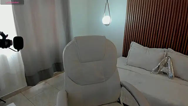 Gingerr Bliss online show from April 30, 2026, 11:38 am