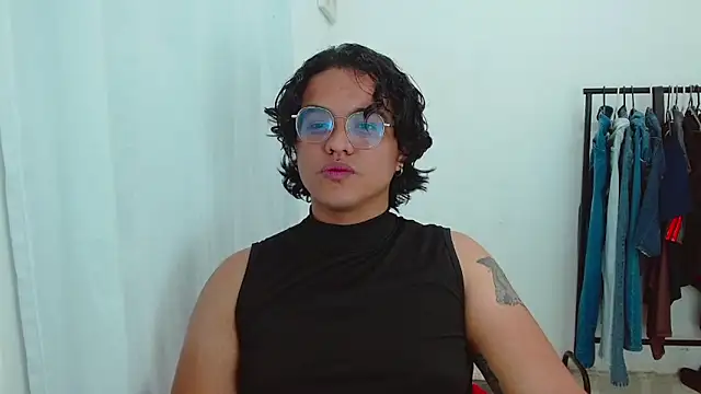 Snapshot of Diane_exotic chatting on June 10, 2026, 11:46 pm Diane exotic online show from June 10, 2026, 11:46 pm