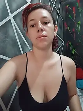 Escarleth 69 online show from June 10, 2026, 6:07 pm
