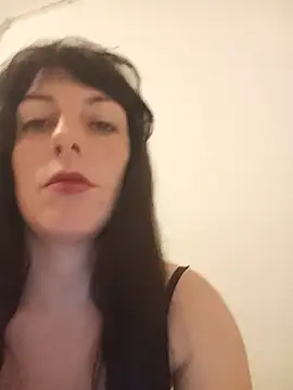 Snapshot of Valeriadolce chatting on May 6, 2026, 7:52 pm Valeriadolce online show from May 6, 2026, 7:52 pm