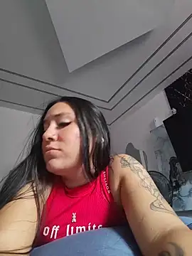 Snapshot of valeryrouse27 chatting on May 13, 2026, 8:38 pm valeryrouse27 online show from May 13, 2026, 8:38 pm