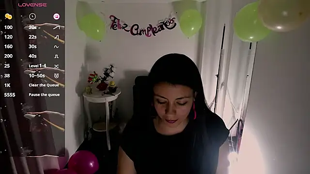 Snapshot of Valeri_bj chatting on May 27, 2026, 9:12 pm Valeri bj online show from May 27, 2026, 9:12 pm
