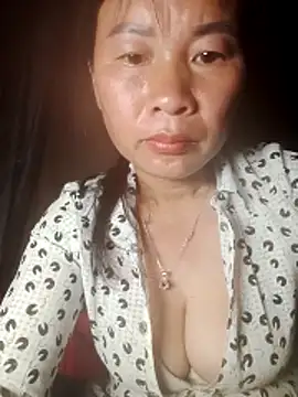 Lella 01 online show from June 18, 2026, 1:28 am