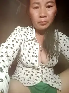 Lella 01 online show from June 19, 2026, 2:43 pm