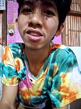 reynaldzzz online show from April 25, 2026, 6:38 pm