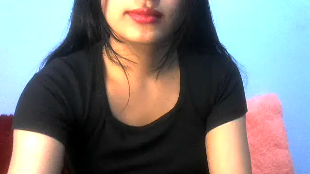Snapshot of sharmeeli_sima chatting on May 15, 2026, 2:18 am sharmeeli sima online show from May 15, 2026, 2:18 am