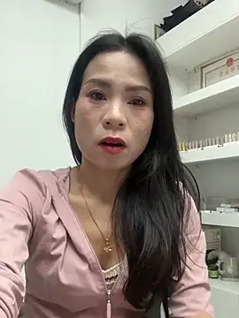 Xiaoyu-aa online show from May 4, 2026, 10:11 am