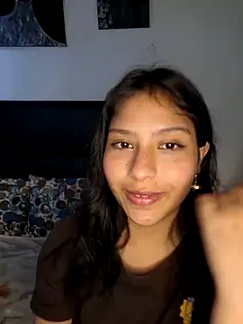 Snapshot of vaioletpoet chatting on June 21, 2026, 5:15 pm vaioletpoet online show from June 21, 2026, 5:15 pm
