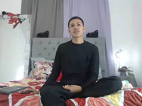 PhillipCox online show from June 25, 2026, 12:20 pm