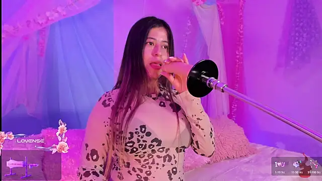 0nlyyoursdaddy online show from May 12, 2026, 2:14 pm