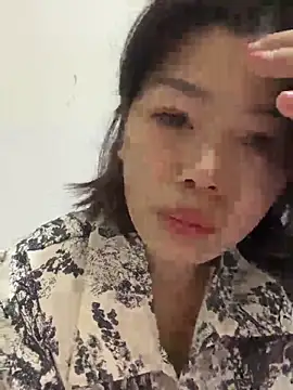 Snapshot of milkwine chatting on May 10, 2026, 3:33 am milkwine online show from May 10, 2026, 3:33 am