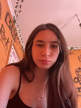 Laurie Corny online show from April 28, 2026, 11:59 am