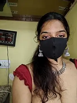 vanika2000 online show from July 21, 2026, 4:37 am