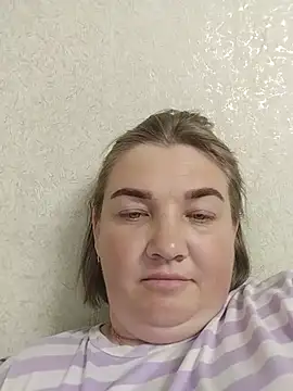 MiyaOlliver online show from July 1, 2026, 4:40 pm