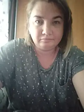 MiyaOlliver online show from July 14, 2026, 11:49 am