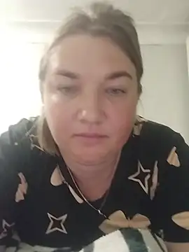 MiyaOlliver online show from August 2, 2026, 8:46 am