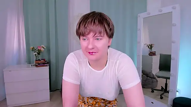 Snapshot of MelittaStorrie chatting on May 10, 2026, 6:18 am MelittaStorrie online show from May 10, 2026, 6:18 am