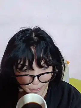Snapshot of Sempai_Moon chatting on May 30, 2026, 6:27 pm Sempai Moon online show from May 30, 2026, 6:27 pm