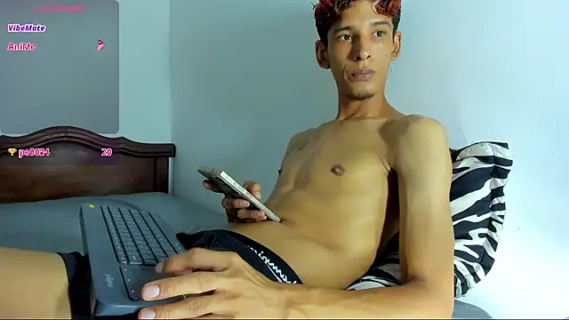 Snapshot of liammendoza98 chatting on July 21, 2026, 2:58 am liammendoza98 online show from July 21, 2026, 2:58 am