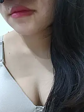Snapshot of silkyhairs chatting on June 21, 2026, 5:54 am silkyhairs online show from June 21, 2026, 5:54 am