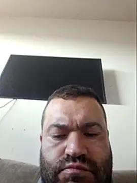 Snapshot of comeraba chatting on May 1, 2026, 1:37 pm comeraba online show from May 1, 2026, 1:37 pm
