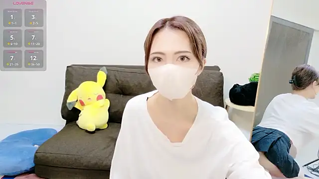 Snapshot of Mirei-chan chatting on May 3, 2026, 7:25 am Mirei-chan online show from May 3, 2026, 7:25 am