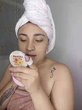 Snapshot of -brendda- chatting on July 12, 2026, 3:30 am -brendda- online show from July 12, 2026, 3:30 am