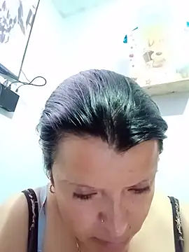 Snapshot of Samantha_Kieran chatting on May 23, 2026, 4:11 pm Samantha Kieran online show from May 23, 2026, 4:11 pm