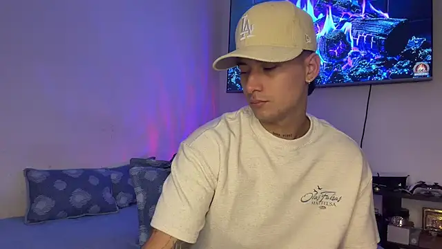 Snapshot of SexxxySquirterStev777 chatting on July 11, 2026, 2:20 pm SexxxySquirterStev777 online show from July 11, 2026, 2:20 pm