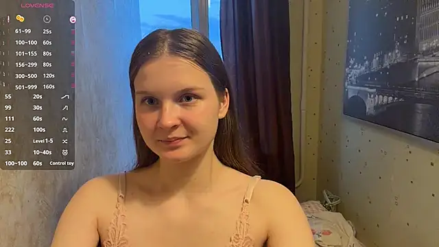 LongChillGerl online show from June 22, 2026, 12:24 am