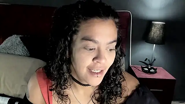 Snapshot of ZiaNoir_ chatting on July 24, 2026, 4:38 pm ZiaNoir online show from July 24, 2026, 4:38 pm