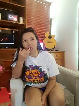 Taliapeach online show from May 29, 2026, 12:25 pm