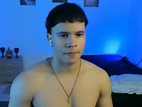 Snapshot of sant_wahlberg chatting on June 27, 2026, 12:37 am sant wahlberg online show from June 27, 2026, 12:37 am