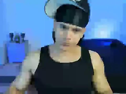 Snapshot of sant_wahlberg chatting on July 3, 2026, 5:25 am sant wahlberg online show from July 3, 2026, 5:25 am