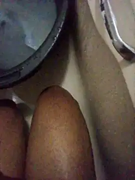 The pounding pounder online show from April 28, 2026, 6:13 pm