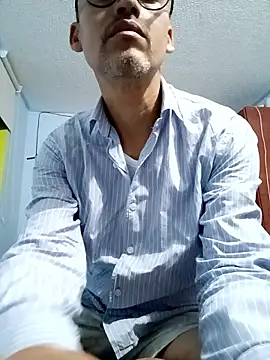 jairo43 online show from May 6, 2026, 10:09 am