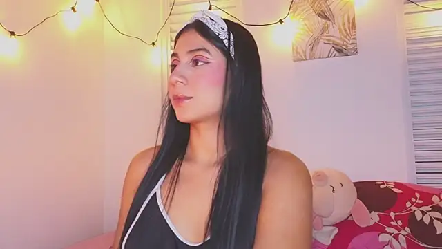 Snapshot of VictoriaaLopez chatting on June 6, 2026, 4:17 am VictoriaaLopez online show from June 6, 2026, 4:17 am