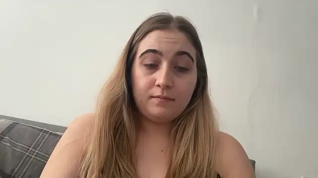 Snapshot of Taylormillie471 chatting on June 4, 2026, 1:50 pm Taylormillie471 online show from June 4, 2026, 1:50 pm
