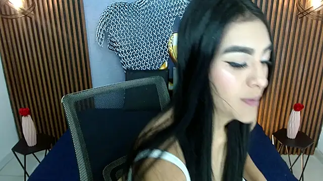 Snapshot of RoxxySweet01 chatting on May 14, 2026, 12:56 pm RoxxySweet01 online show from May 14, 2026, 12:56 pm