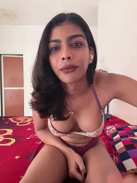 Snapshot of Mayra_xx chatting on June 24, 2026, 8:13 am Mayra xx online show from June 24, 2026, 8:13 am