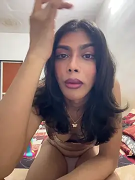 Snapshot of Mayra_xx chatting on August 5, 2026, 6:55 pm Mayra xx online show from August 5, 2026, 6:55 pm