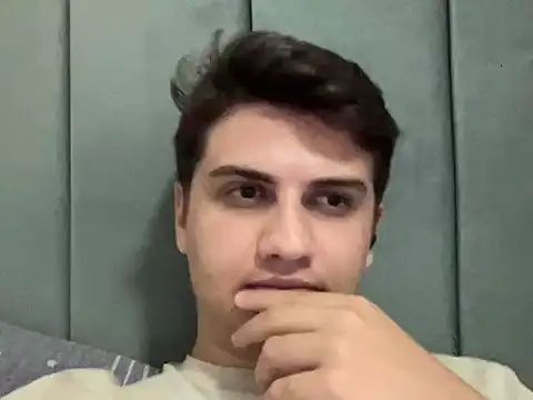 Snapshot of hazel_boy chatting on June 29, 2026, 9:04 pm hazel boy online show from June 29, 2026, 9:04 pm