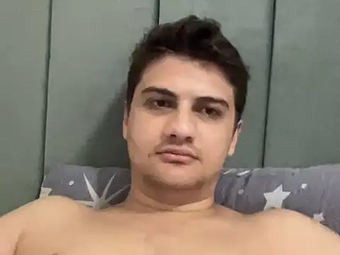 Snapshot of hazel_boy chatting on July 2, 2026, 7:03 am hazel boy online show from July 2, 2026, 7:03 am