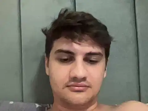 Snapshot of hazel_boy chatting on July 2, 2026, 11:22 pm hazel boy online show from July 2, 2026, 11:22 pm