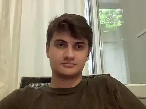 Snapshot of hazel_boy chatting on July 4, 2026, 2:34 pm hazel boy online show from July 4, 2026, 2:34 pm