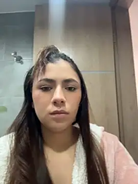 Snapshot of EmilyCxx chatting on June 27, 2026, 12:04 am EmilyCxx online show from June 27, 2026, 12:04 am